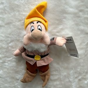 New Disney Store Sneezy Plush